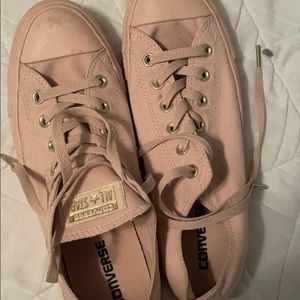 light pink converse